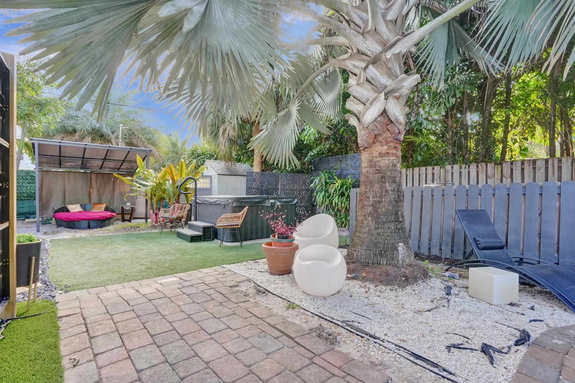 Kiki 3 - Men'S Clothing Optional Guest Houses Wilton Manors エクステリア 写真